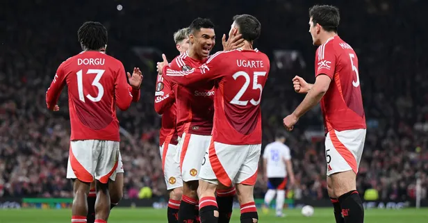 Fenerbahçe yeni askerini buldu! Transfer Manchester United'dan gelecek