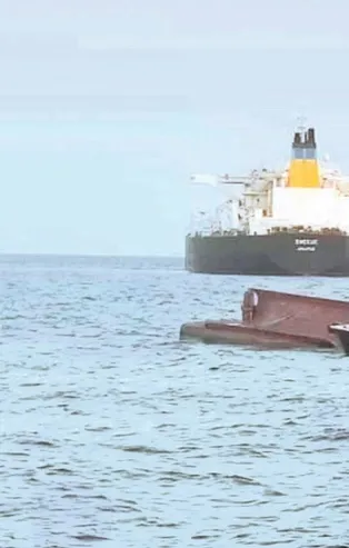 Adana açıklarında korkunç çarpışma!