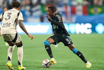 Wilfried Zaha’nın geleceği belirsiz! Kaderini hakemler belirleyecek