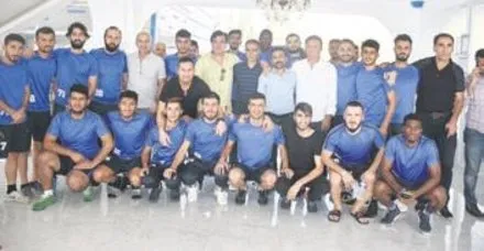 Eski ünlü futbolcular Adıyaman’da buluştu