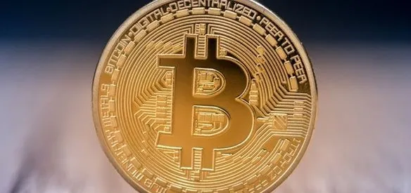 Sanal para birimi Bitcoin'in değeri 19 bin doları aşarak yeni bir rekor kırdı.