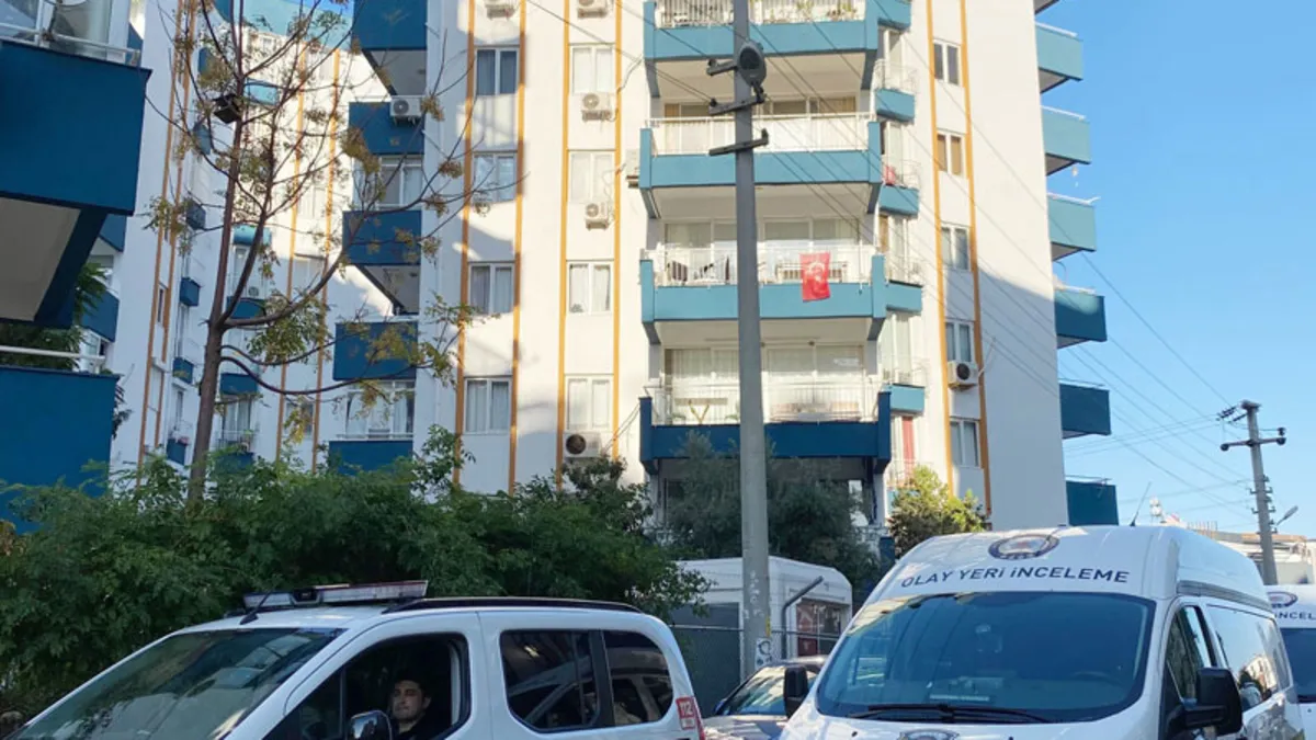 İzmir'den sonra şimdi de Antalya! 3 kardeş evde ölü bulundu | Farsça yazılmış 9 sayfalık not ortaya çıktı