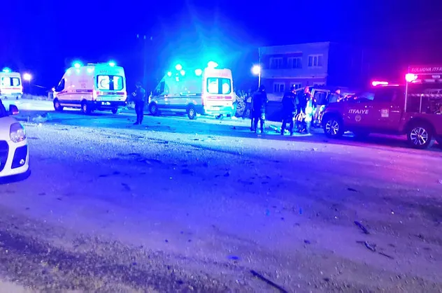 Amasya'da korkunç kaza! 600 metre sonra durabildi: 2 ölü, 8 yaralı