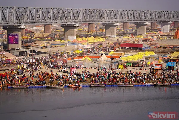 Hindistan'da Maha Kumbh festivalinde izdiham çıktı: Çok sayıda ölü var! - 6