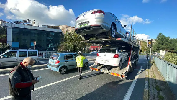 1605533456760.jpg 'Bayiden satılık sıfır ağır hasarlı araç' ilanlarına hazır olun! 5 araç perte çıktı-3