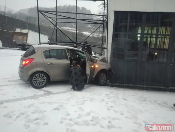 Zonguldak'ta kar hortum hepsi bir arada! 2 otomobil devrildi denizde hortum oluştu - 6