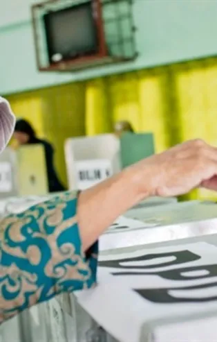 Endonezya'da halk sandık başında