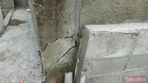 Ancak En Sonuncusunda, Geçen Mart Ayı İtibariyle, Mezarı Kaçırdılar. Defalarca Bununla İlgili Şikayette Bulunmamıza Rağmen, Vakıf Üyelerine De Söylememize...