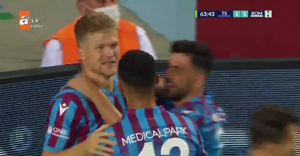 GOL | Trabzonspor 1 – 1 Roma ( Cornelius)