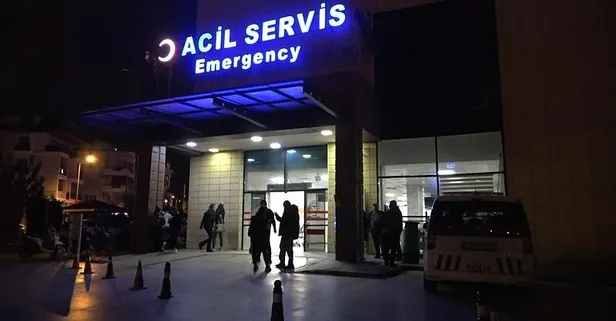 Antalya'da ehliyetsiz sürücü dur ihtarına uymadı! Polise çarpıp kaçtı: Yakalandı