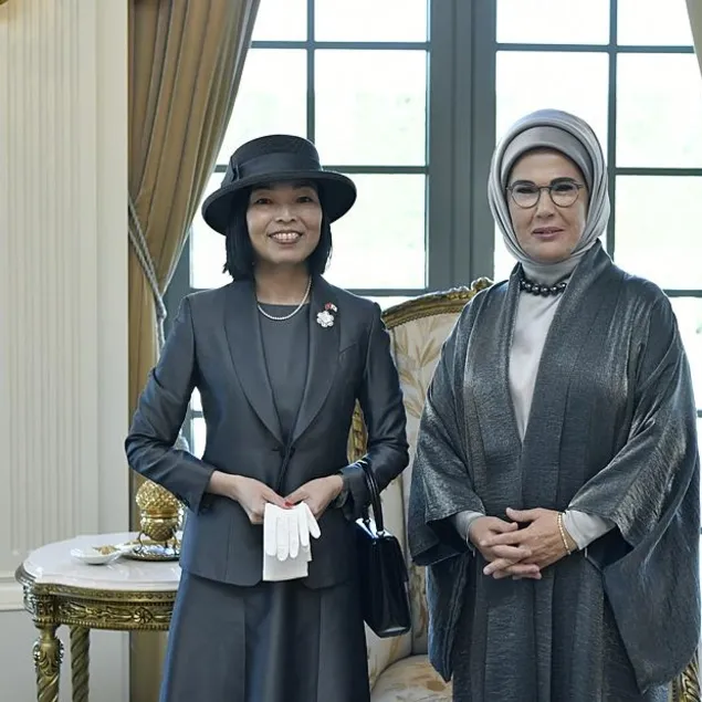 Derin dostluk ortak gelecek!