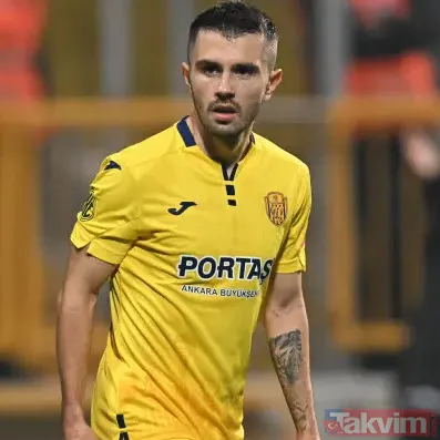 Spor ve magazin dünyası depremzedeler için seferber oldu! Merih Demiral, Mert Hakan Yandaş, Emre Kılınç, Kıvanç Tatlıtuğ... - 5