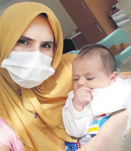 corana-isyani-1588814897781.jpg Coronavirüs genç anne Zeynep Toptaş ile ailesini de sardı! "Virüslüyüz diye ev vermiyorlar"-1