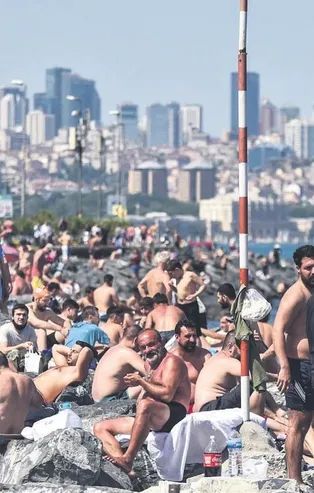 Bilim Kurulu üyeleri Kovid-19'a karşı uyardı: Bu rahatlık için çok erken