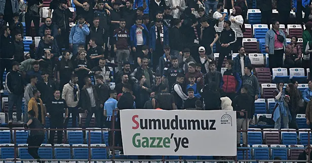 Trabzonspor - Kayserispor maçında Filistin ve Sumud Filosu'na destek