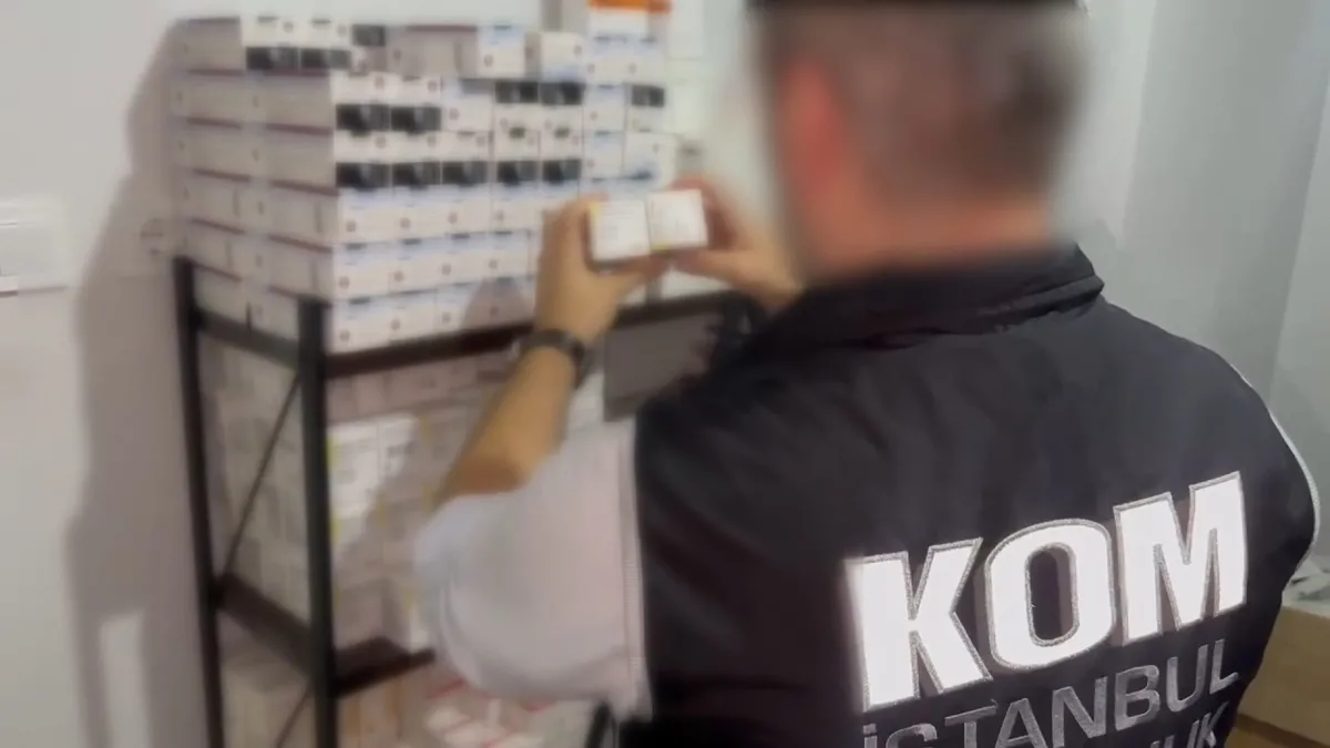 İstanbul'da kaçak ilaç operasyonu! Almanya, Çin ve ABD'den getirmişler! Piyasa değeri 150 milyon lira