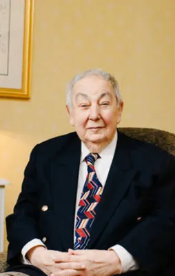 Osmanlı hanedan reisi Osmanoğlu vefat etti