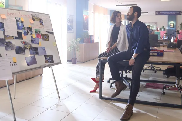 herkes-bu-ikiliyi-konusuyor-bas-belasinin-sahin-ve-ipeki-izleyicinin-yeni-gozdesi-oldu-1627574944734.jpg Herkes bu ikiliyi konuşuyor! Baş Belası’nın Şahin ve İpek’i izleyicinin yeni gözdesi oldu-1