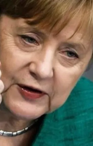 Merkel, Avrupa'ya mülteci akınından Türkiye'nin AB tarafından ihmal edilmesini sorumlu tuttu