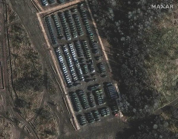 rusya-yiginak-yapmaya-basladi-abd-harekete-gecti-cia-baskani-burns-moskovada-1635864851848.jpg Rusya yığınak yapmaya başladı! ABD harekete geçti! CIA Başkanı Burns Moskova'da...-4