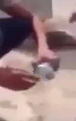 Skandal görüntü! Kürtler parmaklarını yıkayıp...