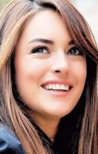 Ezgi Mola kimdir, kaç yaşında, nereli?