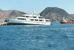 Erden Timur’un süperyatı Monte Carlo Bodrum’da kayalıklara oturdu! Kazanın bedeli dudak uçuklattı