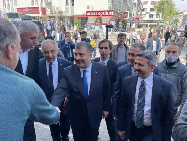 Sağlık Bakanı Fahrettin Koca maskesiz günlerin sinyalini verdi! "Bayramı bayram gibi yaşayacağız"-3