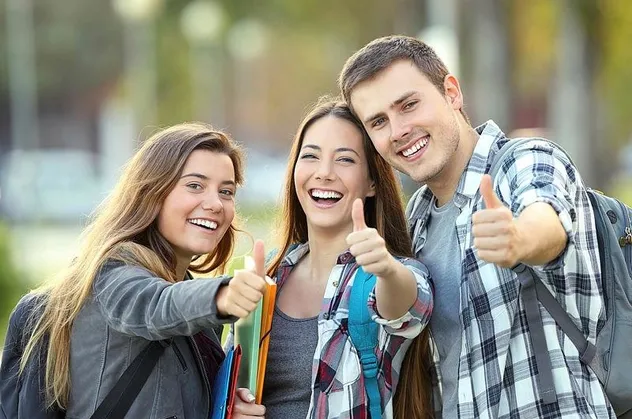 Üniversite bursu arayanlar için güzel haber! Ek yerleştirmede burs şansı devam ediyor! İşte üniversiteliye burs veren yerler