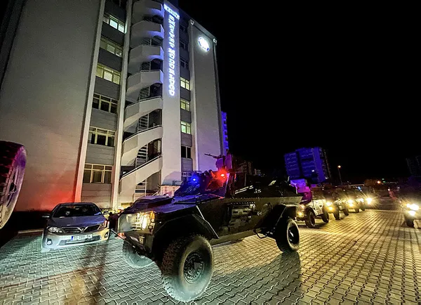 Son dakika: Adana ve Mersin'de DEAŞ operasyonu! Yılbaşını kana bulayacaklardı-6