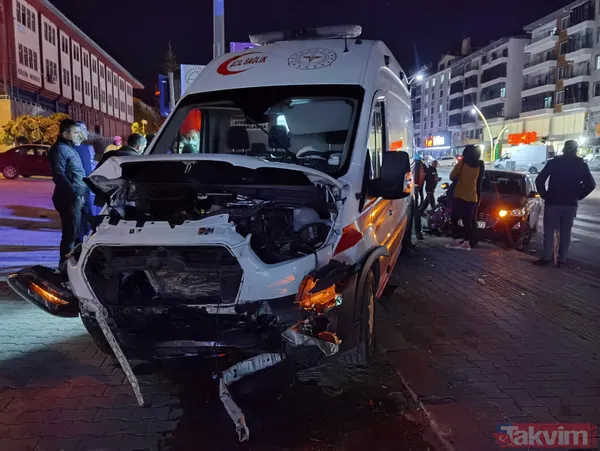 Hasta taşıyan ambulans kaza yaptı! Kırmızı ışıkta geçince... - 6