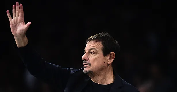 Ergin Ataman'ın annesi hayatını kaybetti