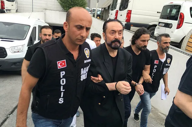Adnan Oktar'ın şoförü Ümit Kuruca Adnan Oktar-FETÖ bağlantısını anlattı