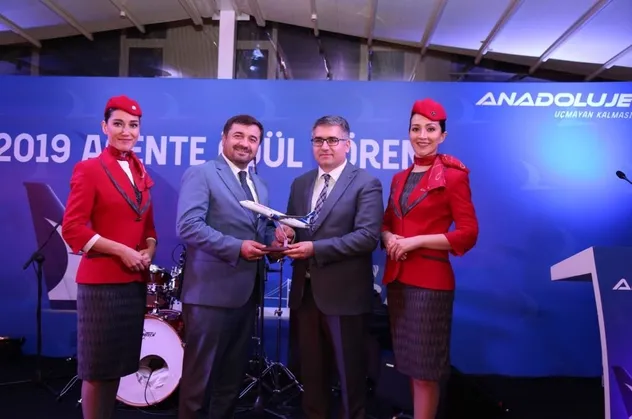 AnadoluJet 2018 yılının en başarılı acentelerini ödüllendirdi