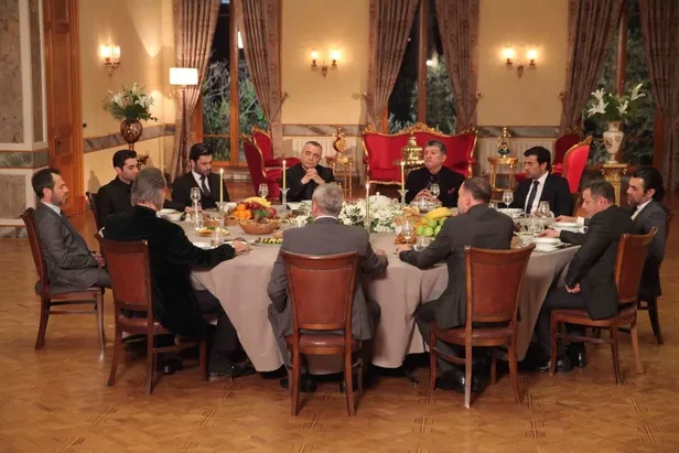 ben-bu-cihana-sigmazama-altin-cagini-yasatacak-transfer-edhodan-sonra-bir-sov-daha-yapacaklar-1687612329970.jpg Ben Bu Cihana Sığmazam'a altın çağını yaşatacak transfer! Yıllar sonra bir kez daha buluşacaklar-5