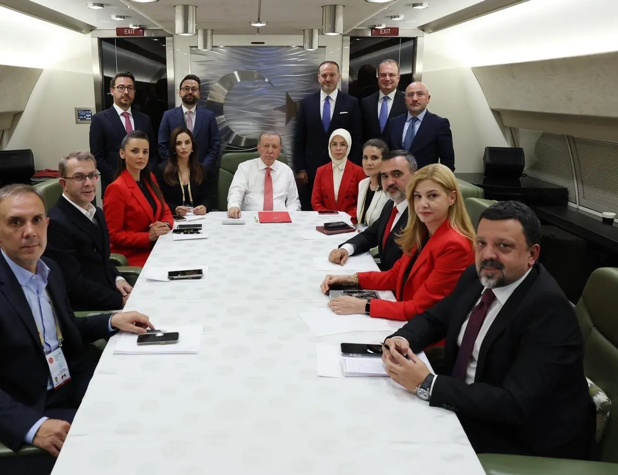 Başkan Erdoğan Azerbaycan dönüşü gazetecilerin sorularını yanıtladı | Suriye’ye doğal gaz müjdesi: Aliyev desteğe hazır