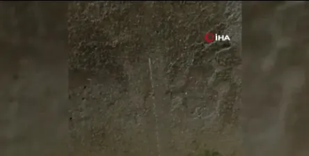 İSKİ’nin iş bilmezliği vatandaşı çileden çıkardı! Sultangazi’de kanalizasyondan sızan pis su bodrum kattaki evi bastı!-2