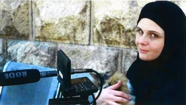 ABD'li gazeteci Lindsey Tyler Snell'in ajanlık faaliyetleri deşifre oldu! Türkiye'nin yurt dışı operasyonlarının peşindeydi...-4