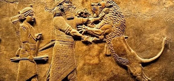 ASURLULAR BUGÜN BİR GÜNEŞ TUTULMASINI KAYITLARINA GEÇTİLER