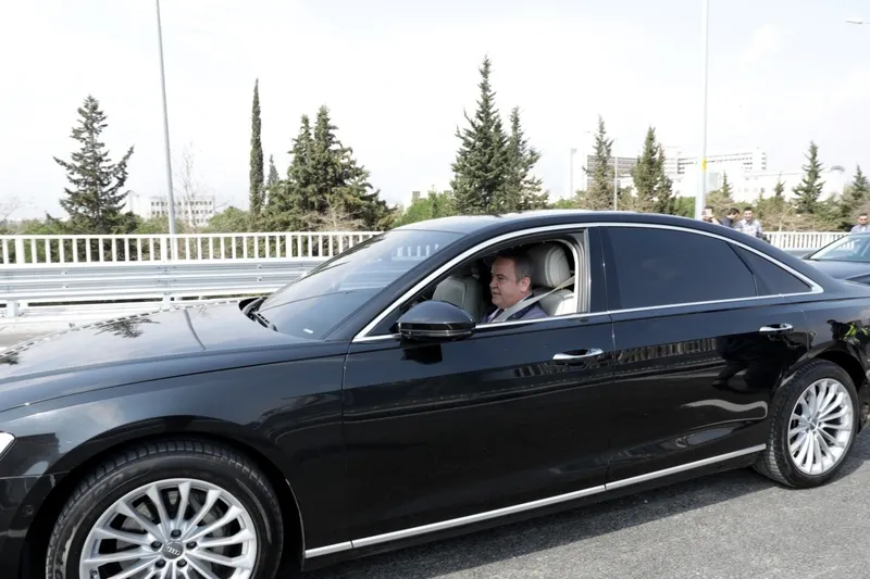 chp-bunun-altinda-kalir-benzinlikteki-paranin-iz-dusumu-ve-saibeli-telefon-trafigi-rusvet-gunu-muhittin-bocek-1773917774828.jpeg CHP bunun altında kalır! TAKVİM Muhittin Böcek'in Manisa trafiği ve şaibeli temaslarını açıklıyor: AUDI A8'le öncü artçılı rüşvet transferi-3