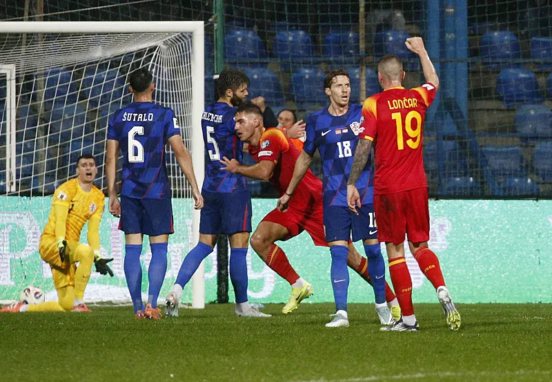 Fenerbahçe'den Beşiktaş'a 8 numara çalımı! Anlaşma tamam - 8