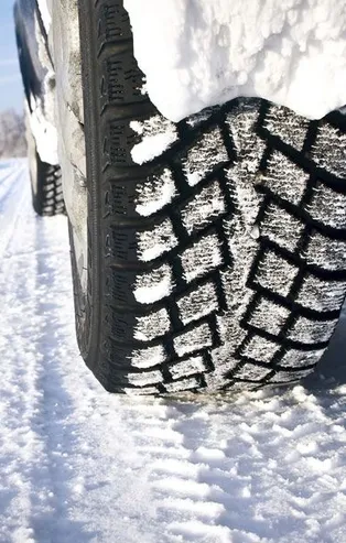 Kış lastiği uygulaması ne zaman başlayacak? Araç sahiplerini ilgilendiriyor! 2021 kış lastiği takmama cezası ne kadar?