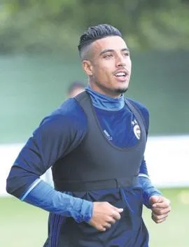 Fenerbahçe'de Luiz Gustavo önce topları sonra kalpleri çaldı - 1