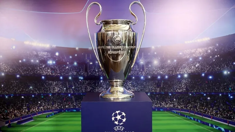 9-kupa-90-gol-78-asist-galatasaraya-5-yildizi-taktiracak-transfer-geliyor-1711343115096.jpg 90 Gol, 78 Asist ve 9 Kupa! Galatasaray'a 5. Yıldızı Getirecek Transfer-2