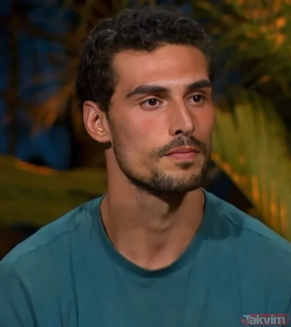 Survivor 2026'da aşk defterleri açıldı: Acun Ilıcalı konseyde Deniz ve Eren'i terleten sorular sordu - 11