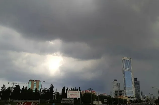 İstanbul'da hava durumu nasıl olacak? Yurt genelinde hava durumu nasıl? İstanbul'da yağış ne kadar sürecek?