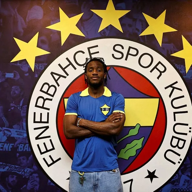 Batshuayi: Umarım 2 kupayı da kazanırız