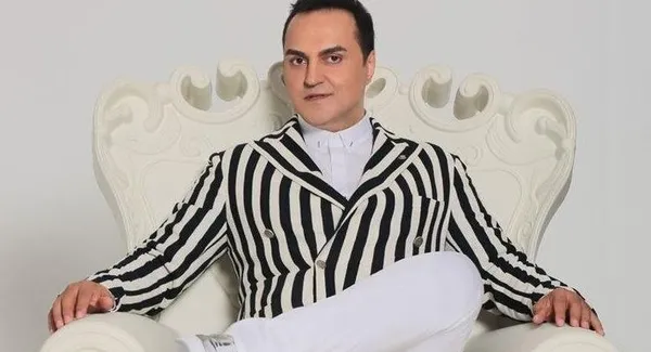 arto-otoparkta-sikistirilinca-acil-durum-hattini-aradi-baba-ogulla-kavga-edip-davalik-oldu-eskiya-misin-1675096474455.jpg Arto otoparkta sıkıştırılınca acil durum hattını aradı! Baba-oğulla kavga edip davalık oldu! “Eşkıya mısın...”-7
