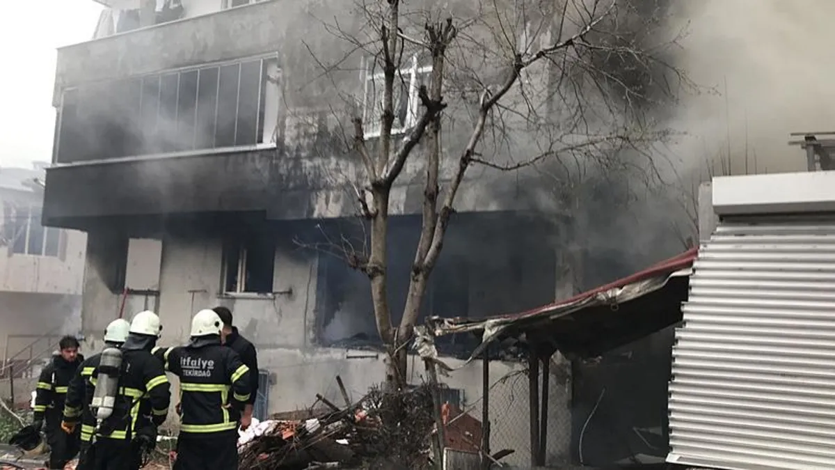 Tekirdağ'da 4 katlı binada patlama! Nedeni belli oldu! Panik anları kameraya yansıdı