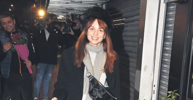 Nilperi Şahinkaya Kerem Bürsin'le yeniden partner olacağını açıkladı